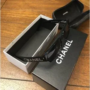 Black Vintage Chanel Sunglasses Limited Edition Swarovski Crystal Chanel Logo CHANEL | Accessories | Black Vintage Chanel Sunglasses  main image 2